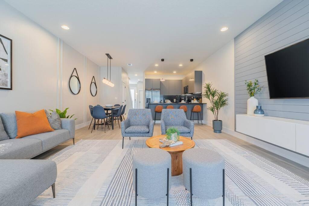 **Brand New** Luxurious Decor Townhouse With Private Pool Hit17145 Villa Orlando Luaran gambar