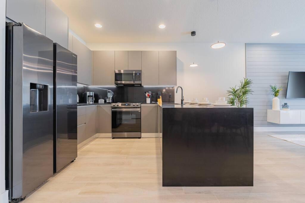 **Brand New** Luxurious Decor Townhouse With Private Pool Hit17145 Villa Orlando Luaran gambar